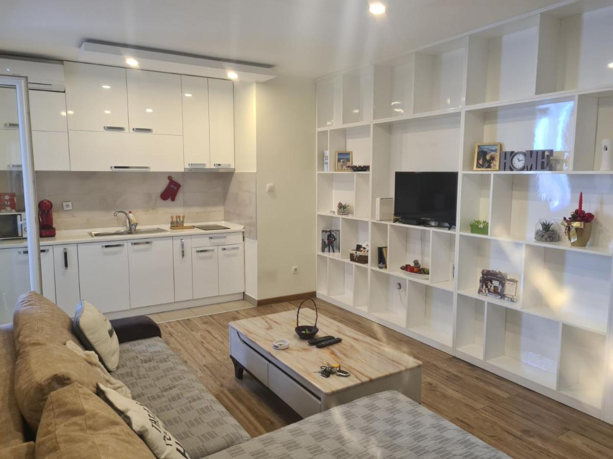 Casa Mia Lägenhet Novi Sad Exteriör bild